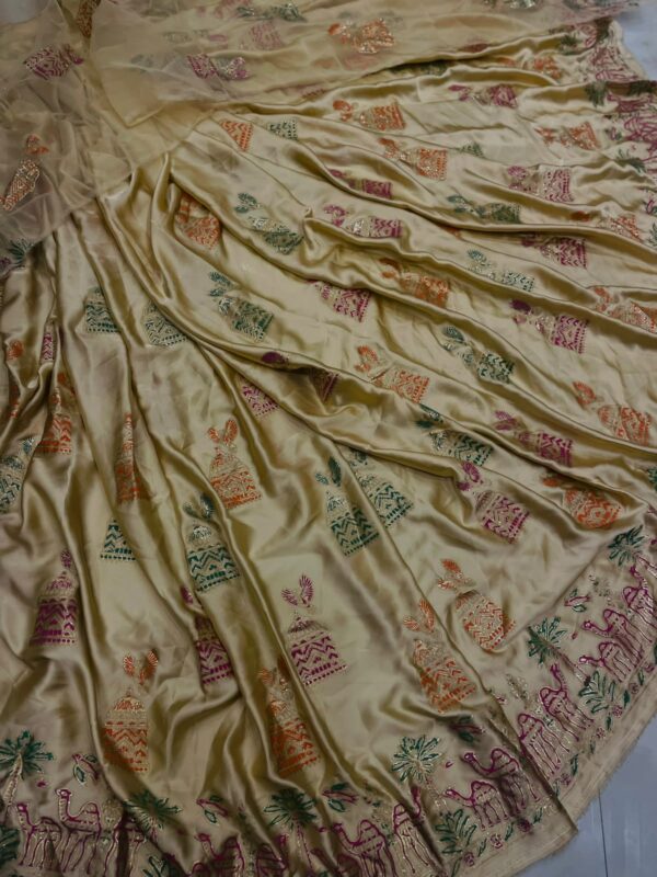 Multi Unstitched