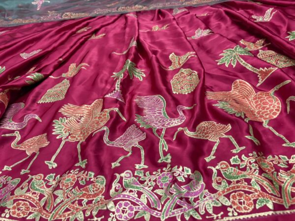 Ostrich on Red Unstitched